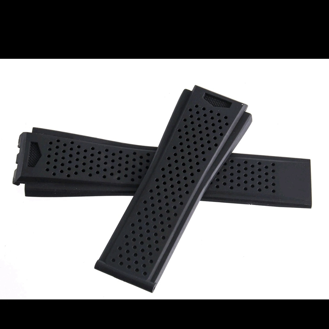 Tag Heuer 01 Carrera 28mm X22mm Black Rubber Band Strap. Car2a1z.